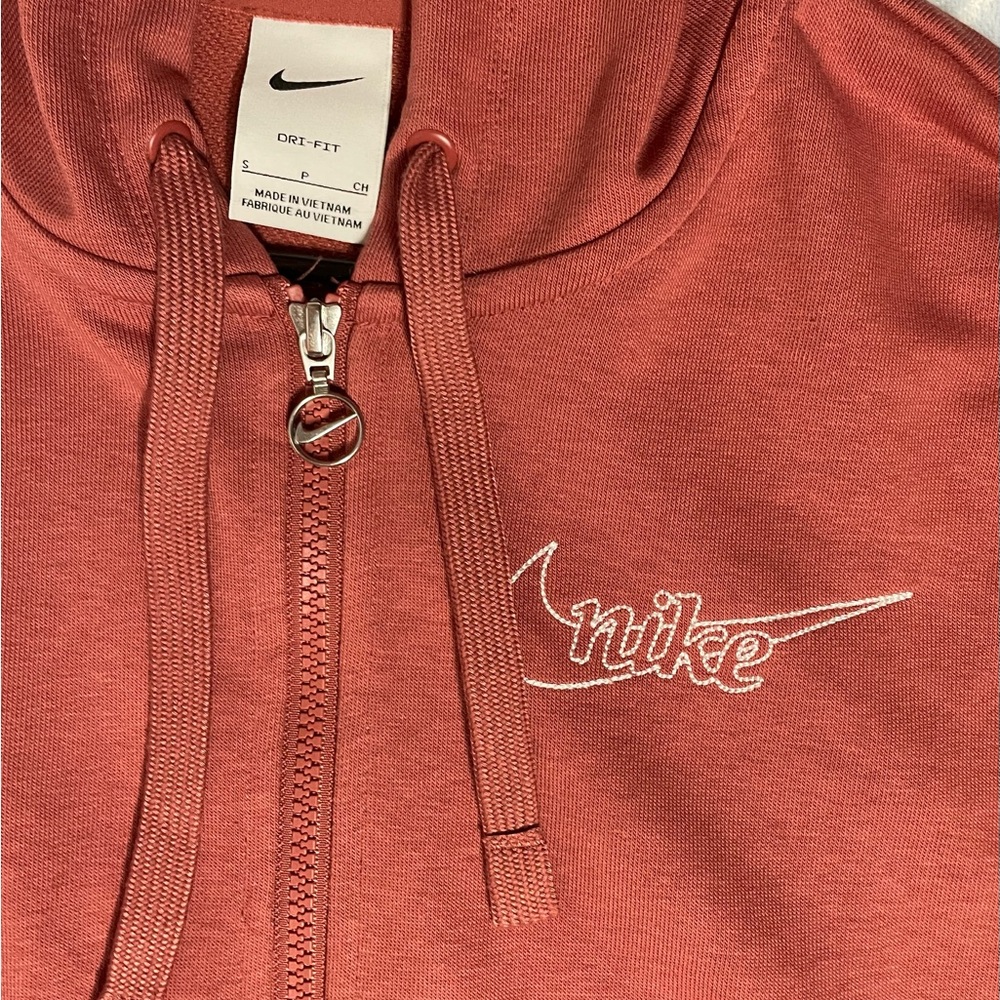 Nike Pullover Hoodie